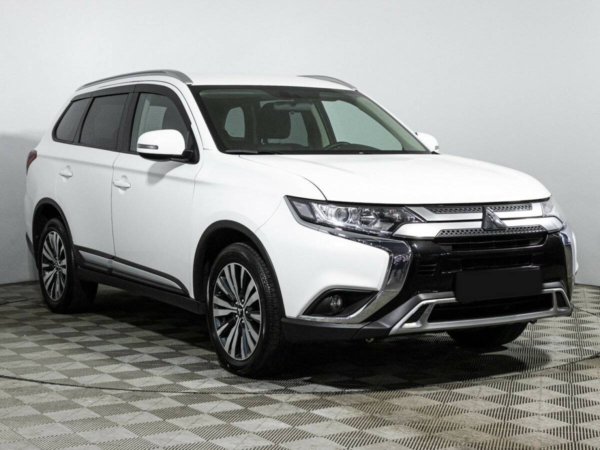 Купить Mitsubishi Outlander, 2021, 104 950 км.. Фото: #2