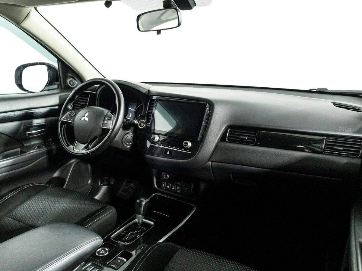 Купить Mitsubishi Outlander, 2020, 109 208 км.. Фото: #6