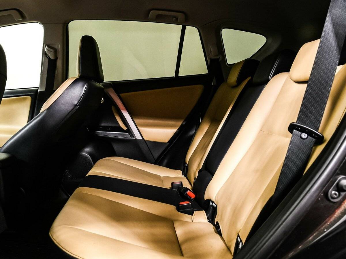 Купить Toyota RAV4, 2015, 129 569 км.. Фото: #11