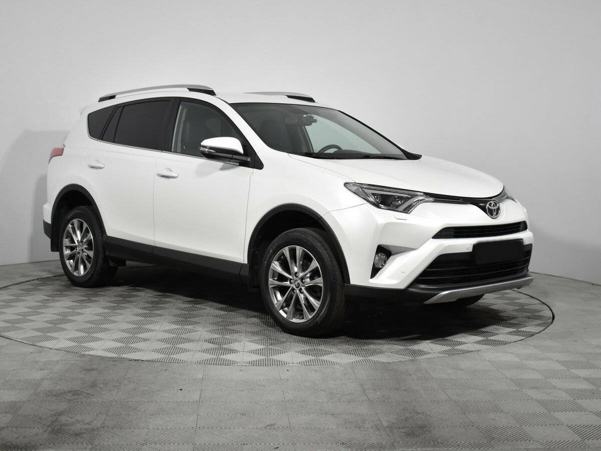 Купить Toyota RAV4, 2018, 72 687 км.. Фото: #2