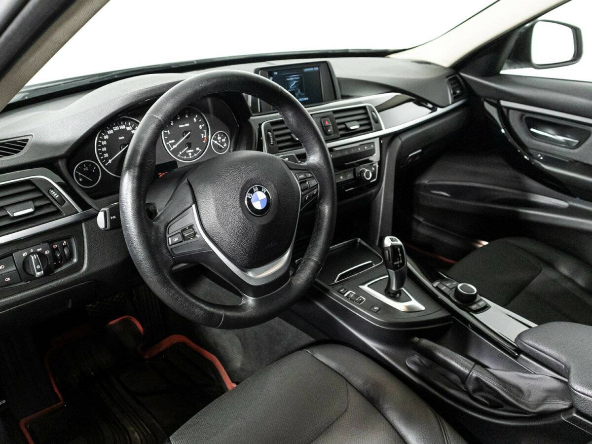 Купить BMW 3 серии, 2018, 46 831 км.. Фото: #10