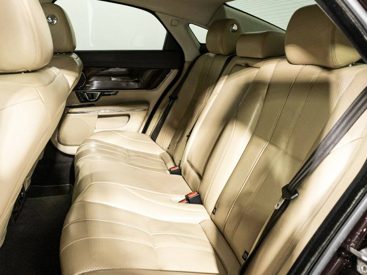 Купить Jaguar XJ, 2014, 143 264 км.. Фото: #9