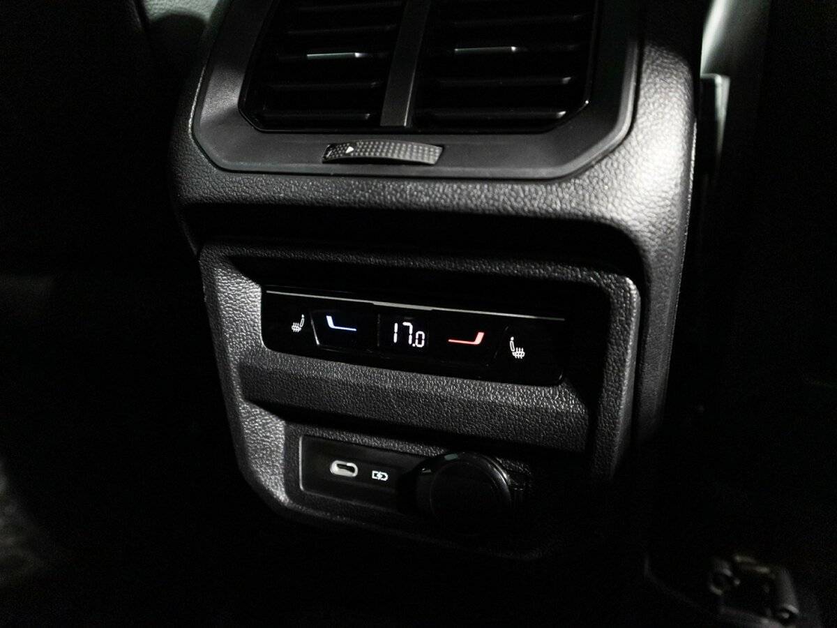 Купить Volkswagen Tiguan, 2021, 60 035 км.. Фото: #24