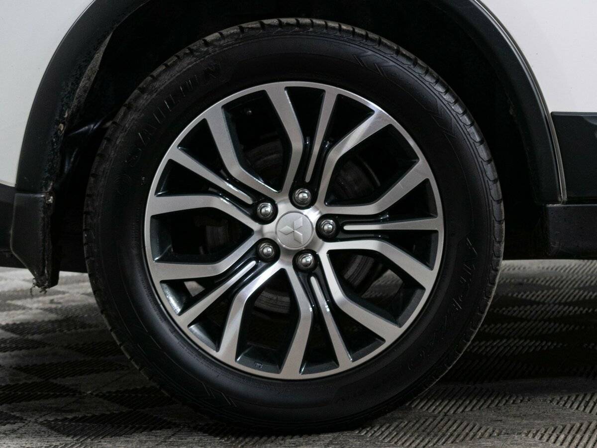 Купить Mitsubishi Outlander, 2016, 178 926 км.. Фото: #18