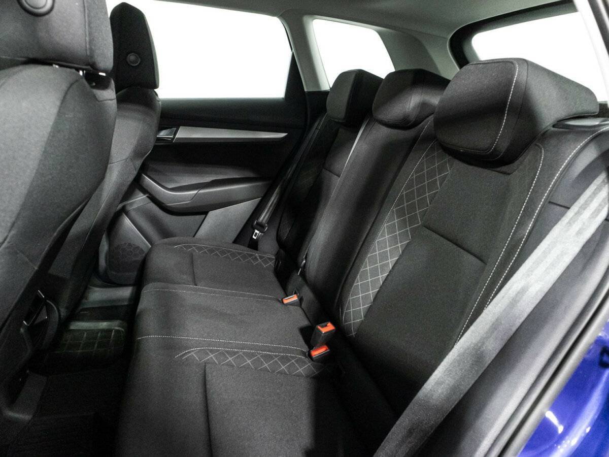 Купить Skoda Karoq, 2021, 50 134 км.. Фото: #9