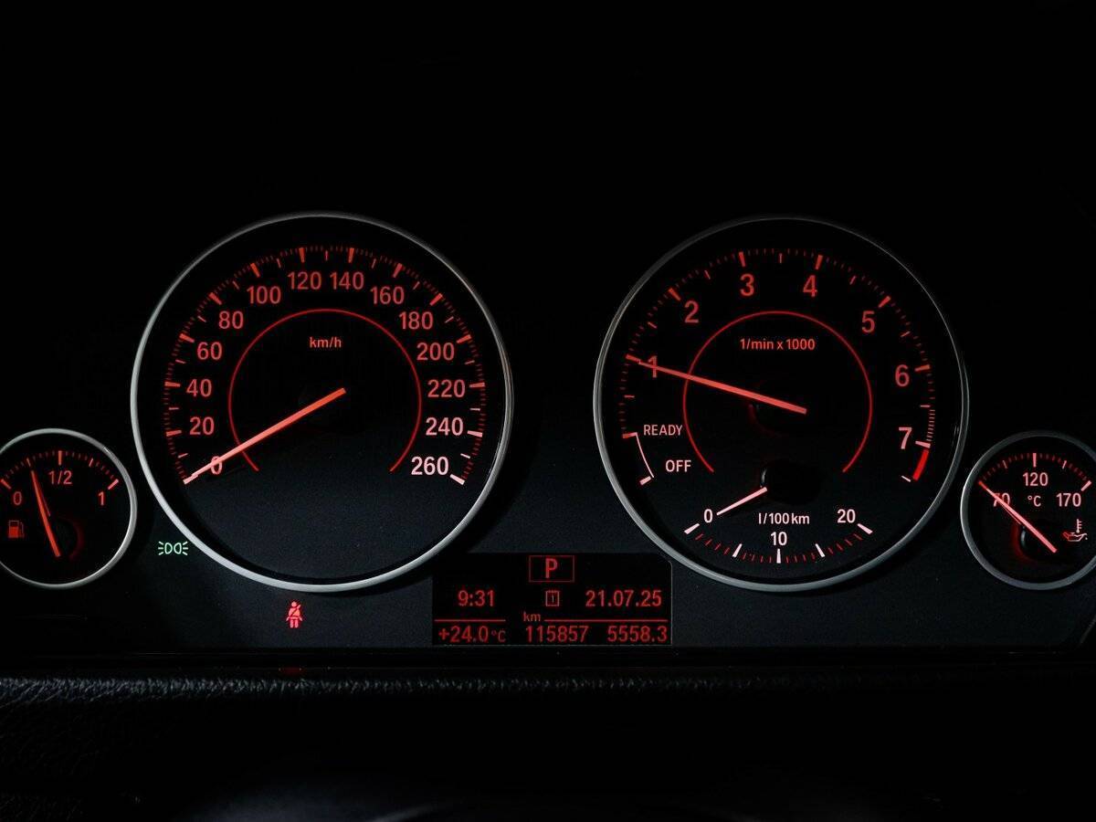 Купить BMW 3 серии, 2017, 115 856 км.. Фото: #10