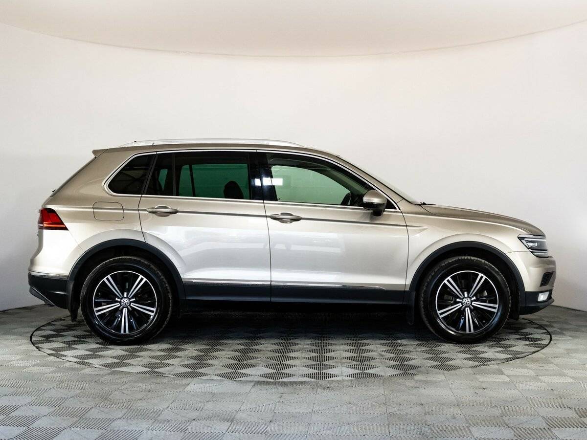 Купить Volkswagen Tiguan, 2017, 128 093 км.. Фото: #3