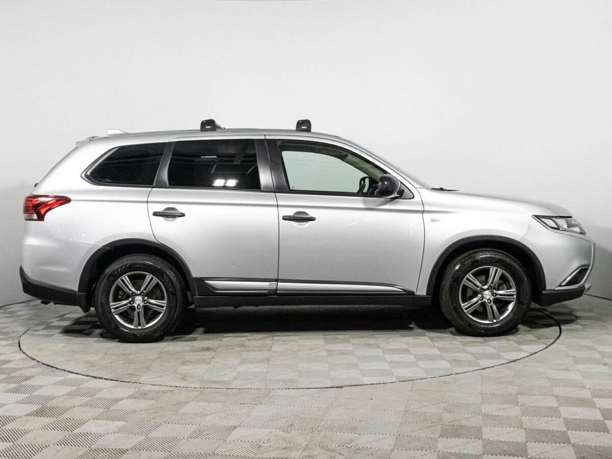 Купить Mitsubishi Outlander, 2017, 104 482 км.. Фото: #3