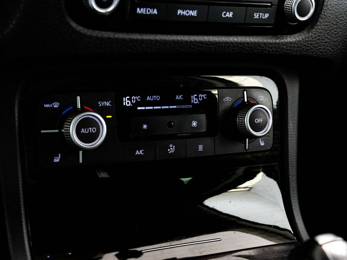 Купить Volkswagen Touareg, 2016, 177 353 км.. Фото: #12