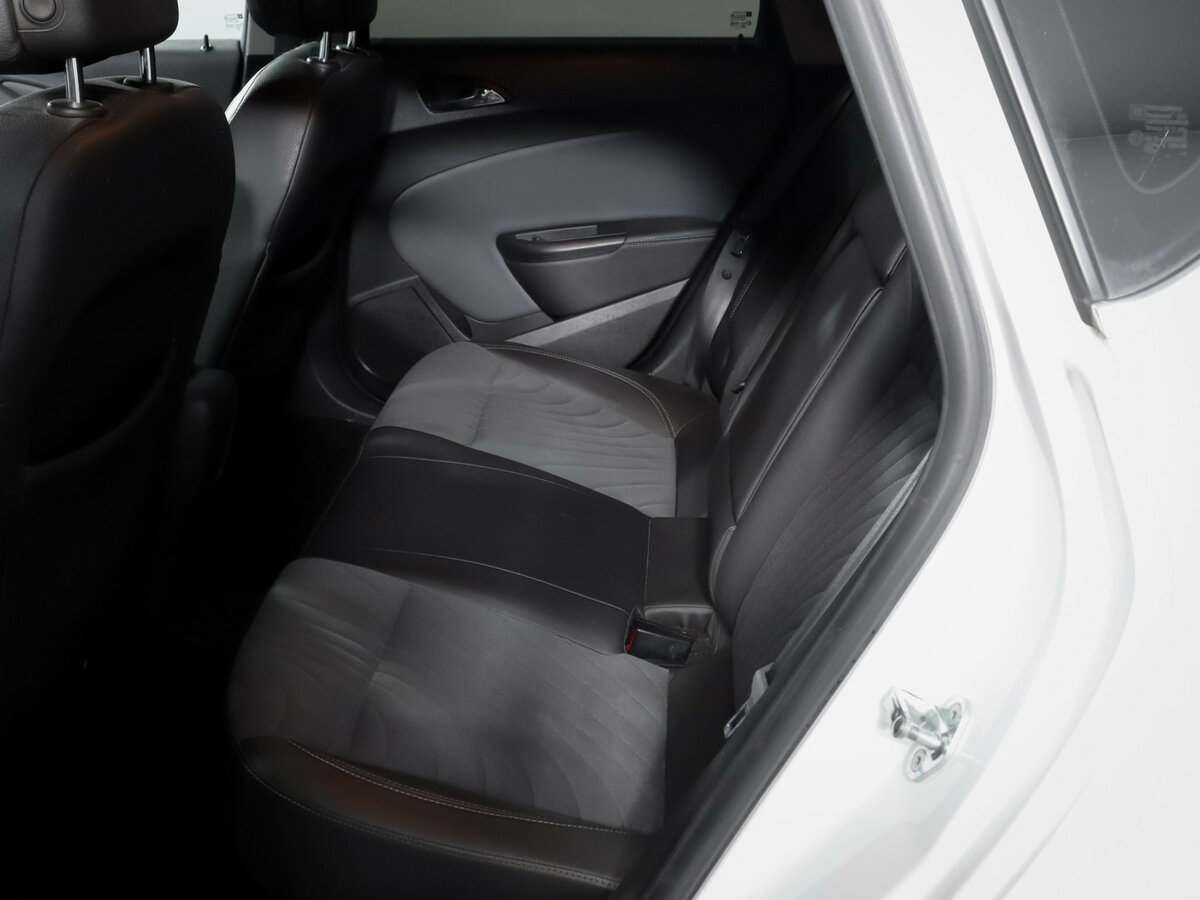 Купить Опель Астра, 2014, 184 348 км.. Фото: #7