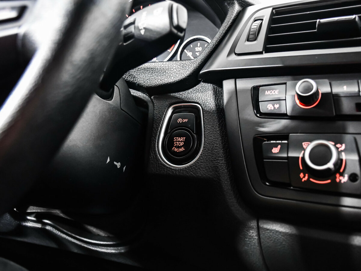 Купить BMW 3 серии, 2013, 97 818 км.. Фото: #16