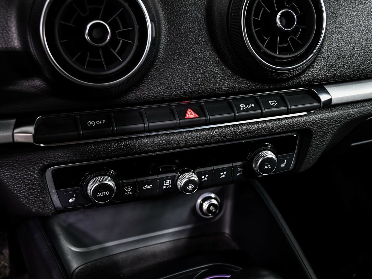 Купить Audi A3, 2019, 67 783 км.. Фото: #15