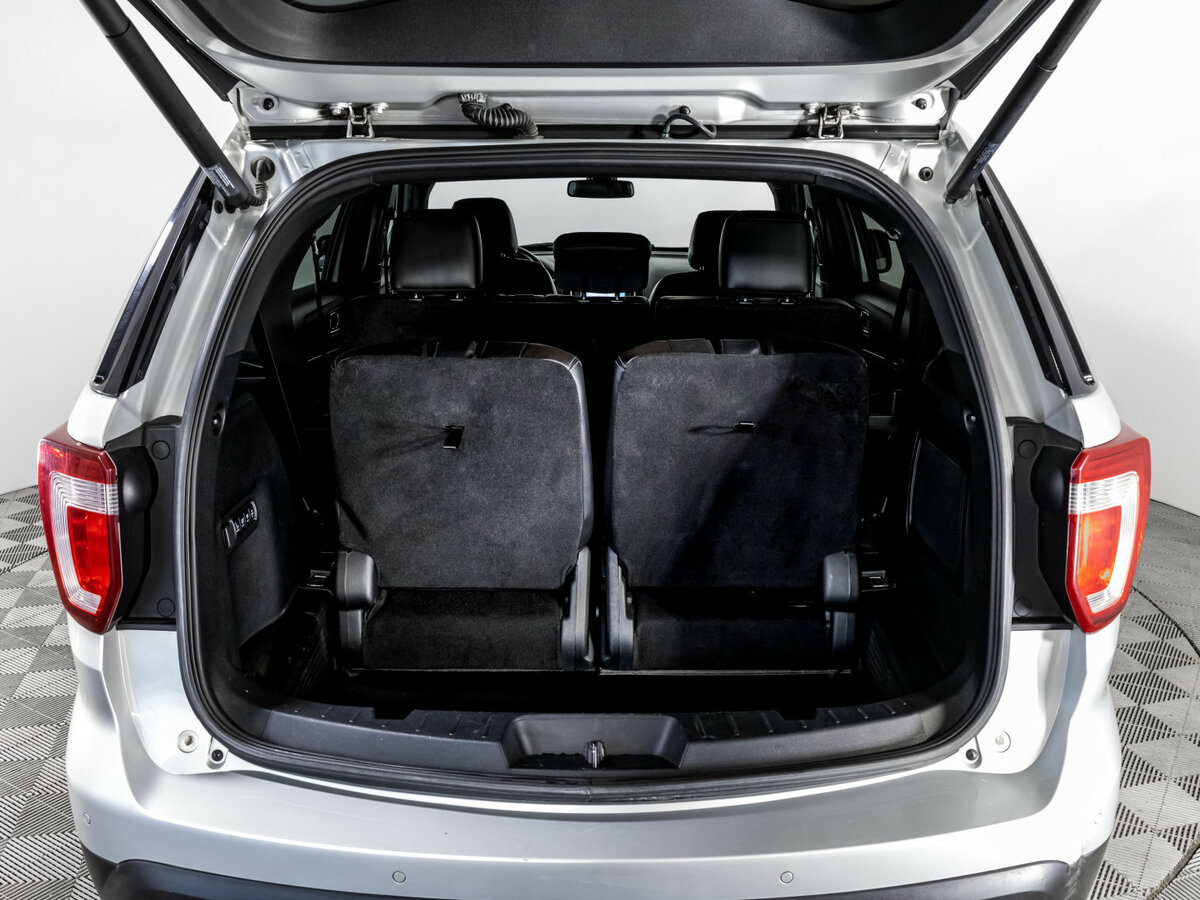 Купить Ford Explorer, 2018, 98 802 км.. Фото: #13