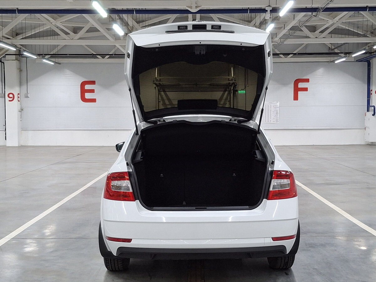 Купить Шкода Октавия, 2018, 227 203 км.. Фото: #9