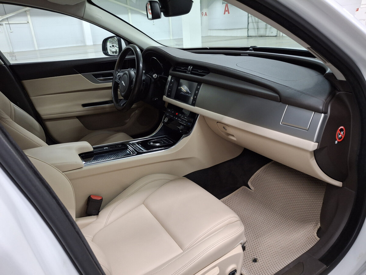 Купить Jaguar XF, 2016, 154 603 км.. Фото: #10