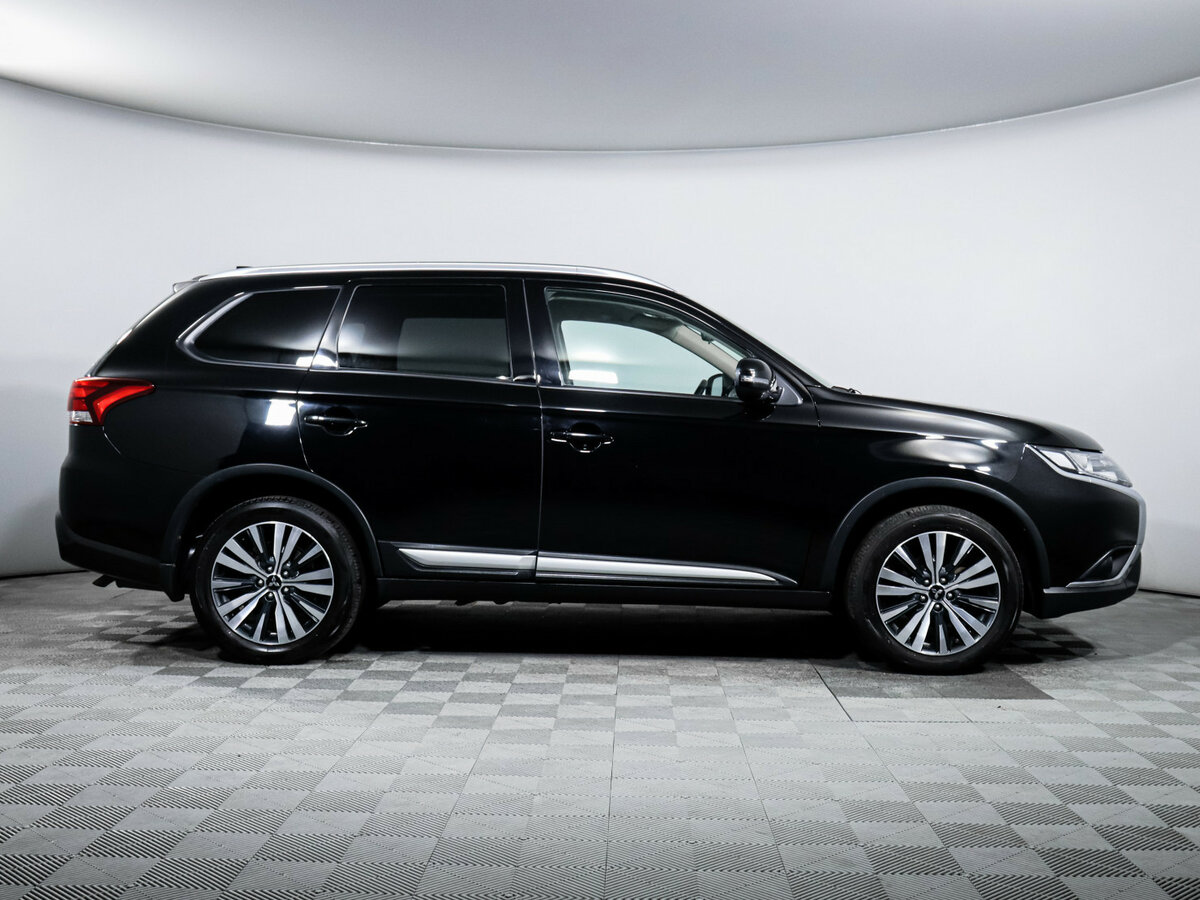 Купить Mitsubishi Outlander, 2019, 69 500 км.. Фото: #3