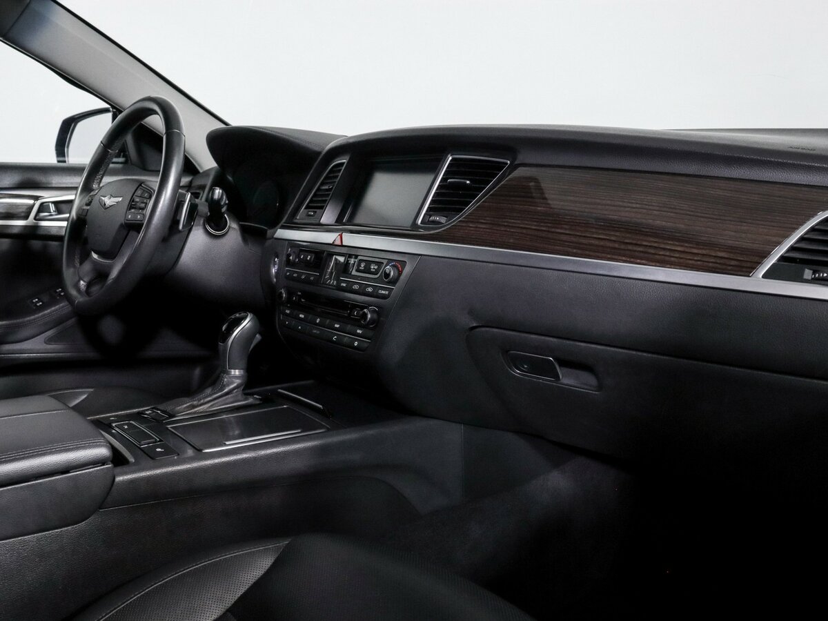 Купить Hyundai Genesis, 2016, 92 851 км.. Фото: #6