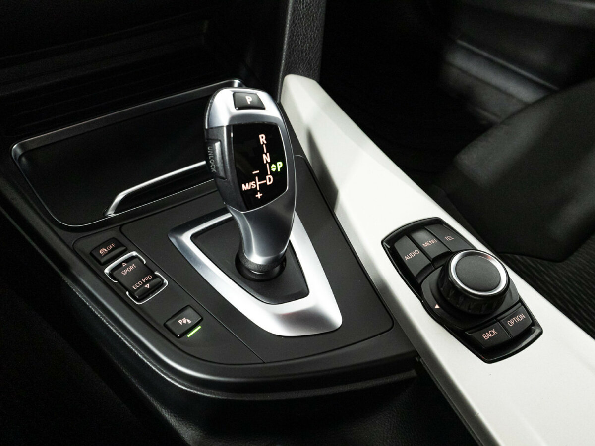 Купить BMW 3 серии, 2017, 138 550 км.. Фото: #16