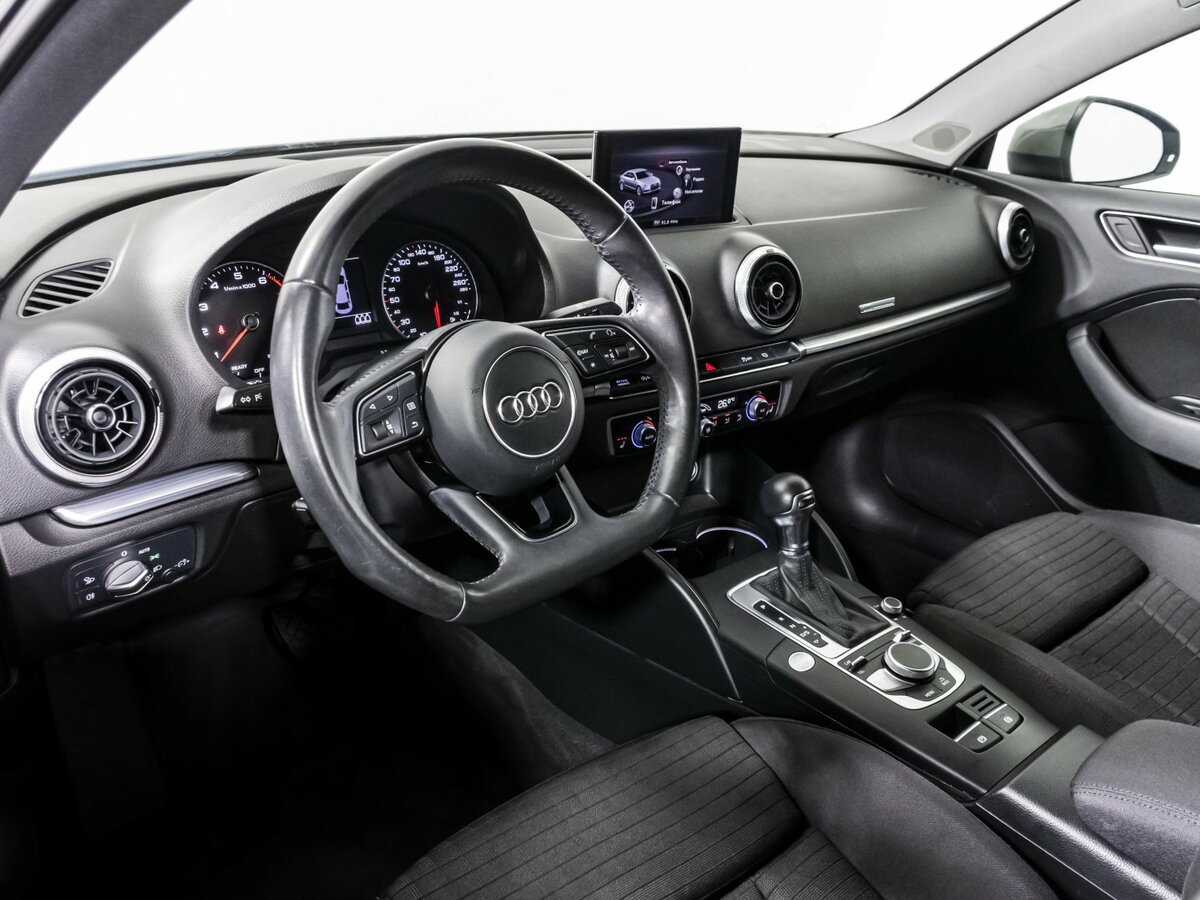Купить Audi A3, 2018, 74 927 км.. Фото: #8