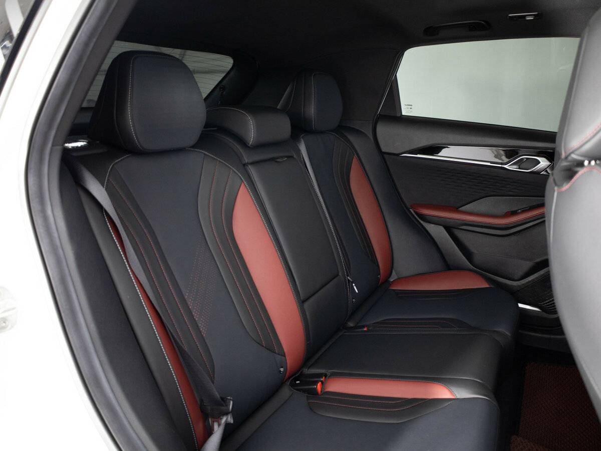 Купить Geely Coolray, 2023, 22 695 км.. Фото: #9