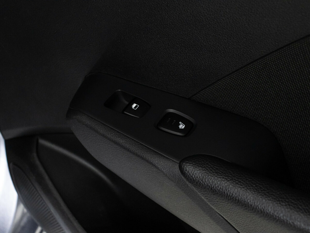 Купить Hyundai Solaris, 2018, 155 597 км.. Фото: #3