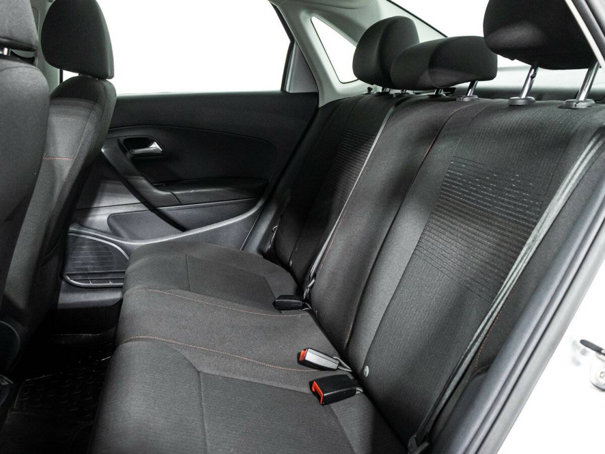 Купить Volkswagen Polo, 2017, 93 974 км.. Фото: #9