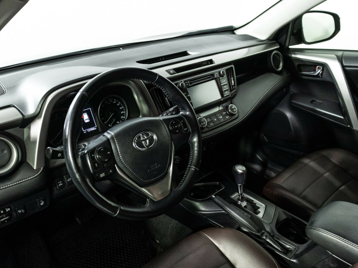Купить Toyota RAV4, 2016, 127 991 км.. Фото: #8