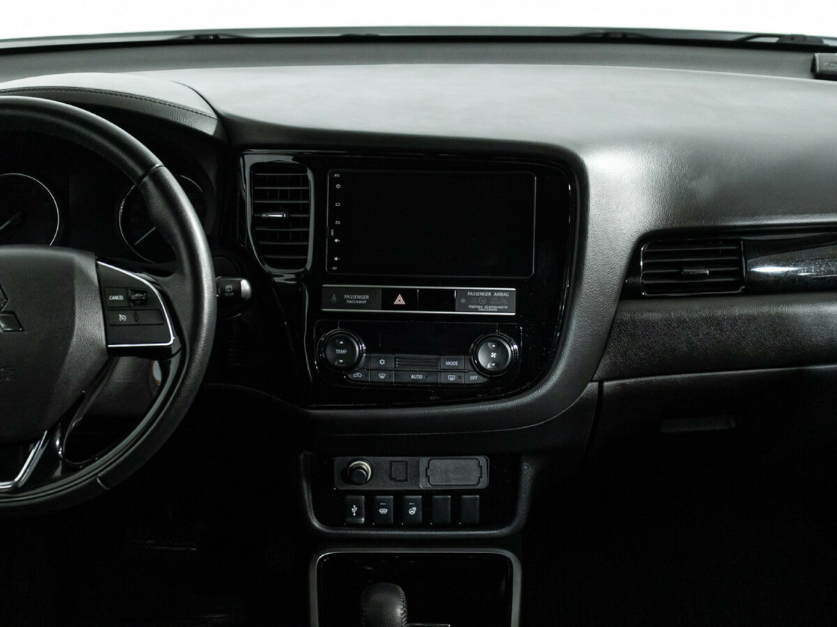 Купить Mitsubishi Outlander, 2019, 139 151 км.. Фото: #11