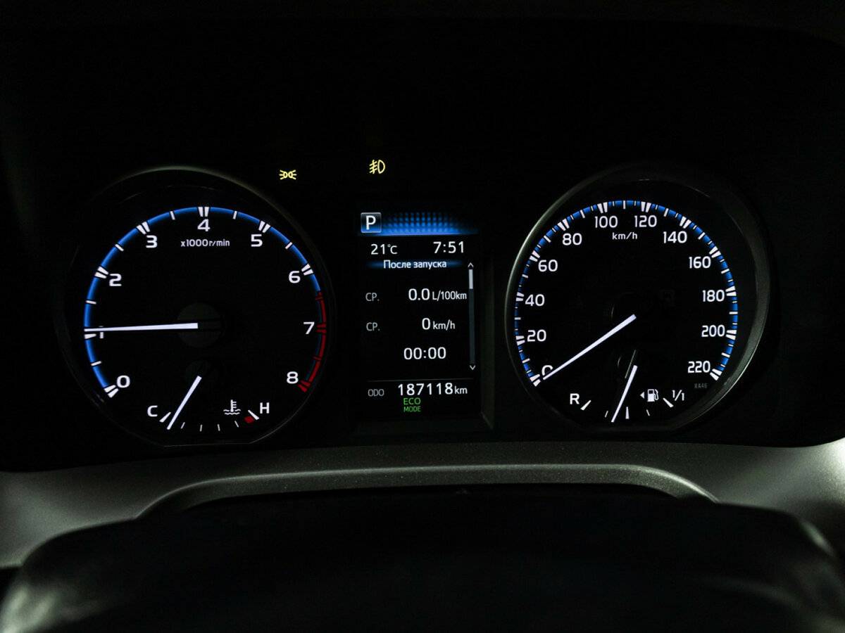 Купить Toyota RAV4, 2016, 187 104 км.. Фото: #9