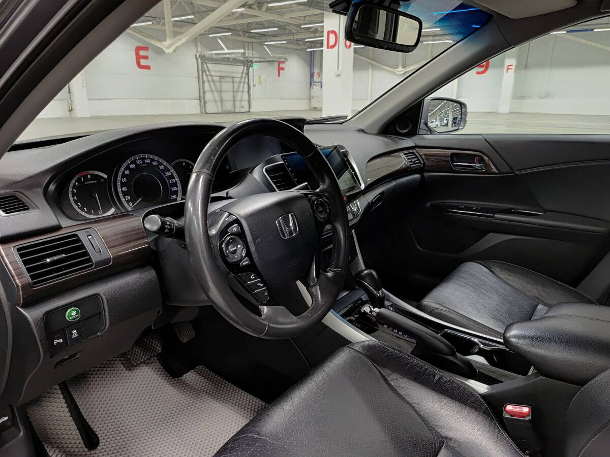 Купить Honda Accord, 2016, 177 215 км.. Фото: #15