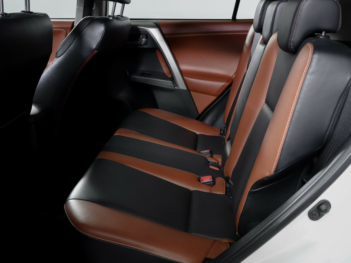 Купить Toyota RAV4, 2013, 229 845 км.. Фото: #9