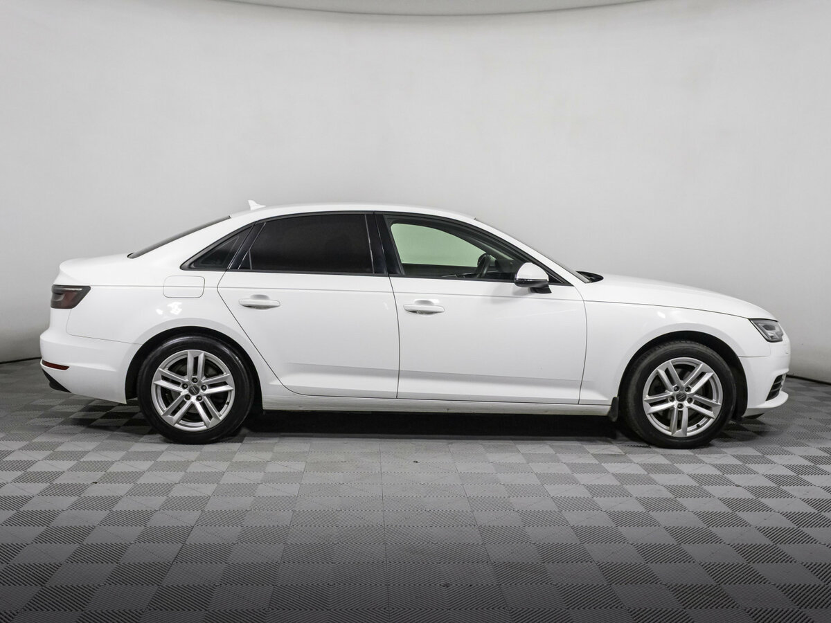 Купить Audi A4, 2018, 99 984 км.. Фото: #3