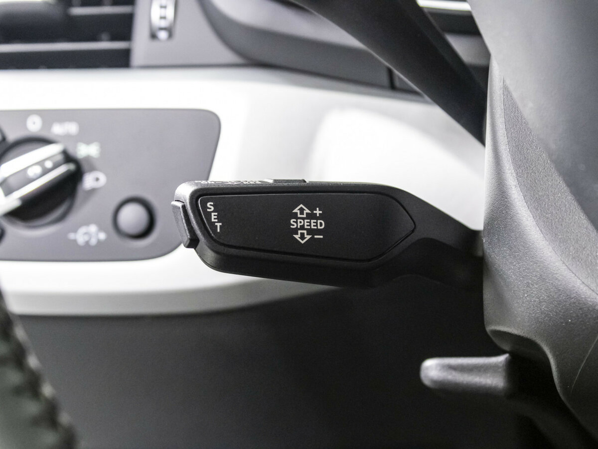 Купить Audi A4, 2018, 99 984 км.. Фото: #16