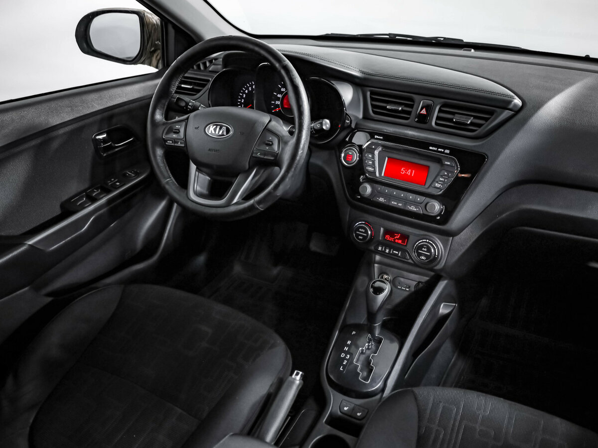 Купить Kia Rio, 2013, 118 747 км.. Фото: #6