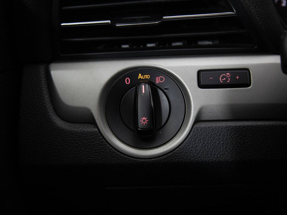 Купить Volkswagen Passat, 2020, 102 621 км.. Фото: #13