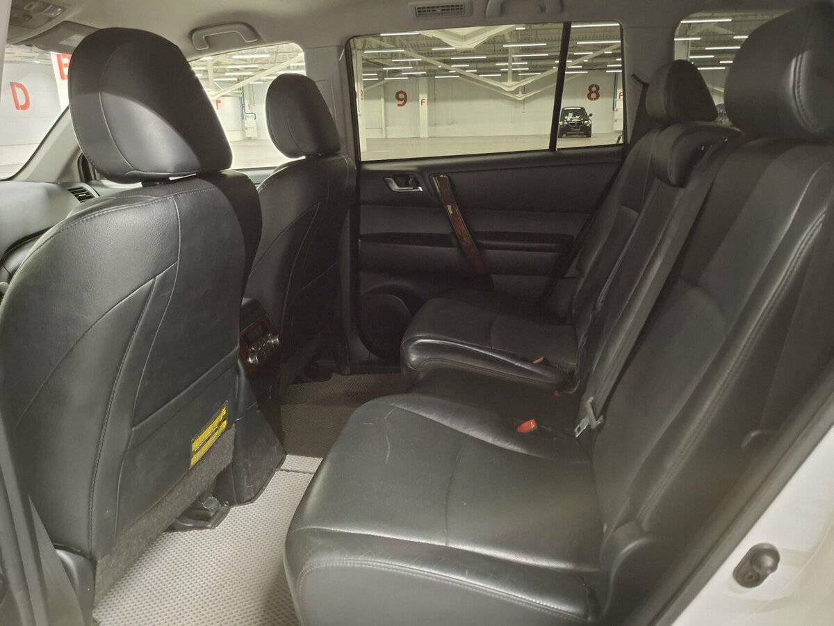 Купить Toyota Highlander, 2012, 237 951 км.. Фото: #11