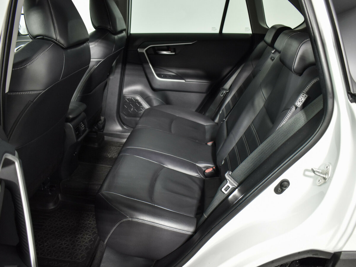 Купить Toyota RAV4, 2019, 93 916 км.. Фото: #10