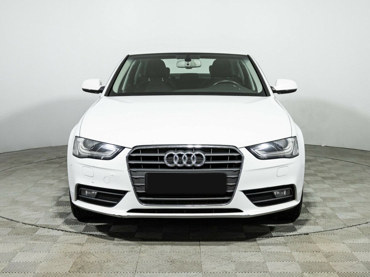 Купить Audi A4, 2014, 117 685 км.. Фото: #1