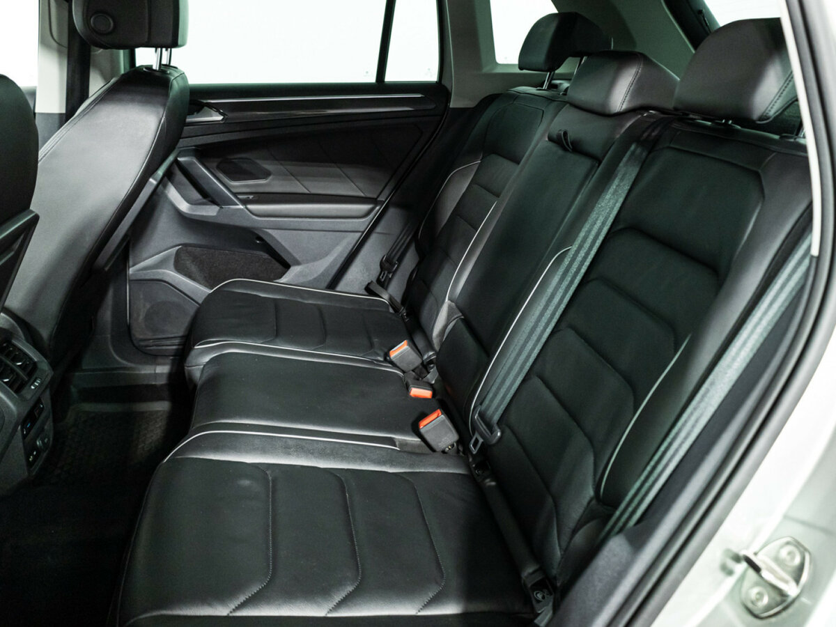Купить Volkswagen Tiguan, 2018, 125 644 км.. Фото: #9