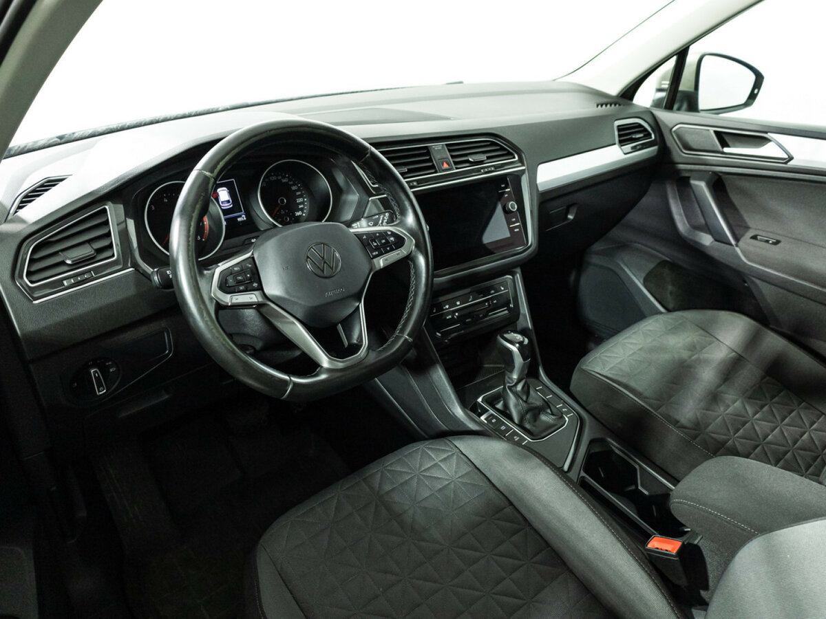 Купить Volkswagen Tiguan, 2021, 94 592 км.. Фото: #10