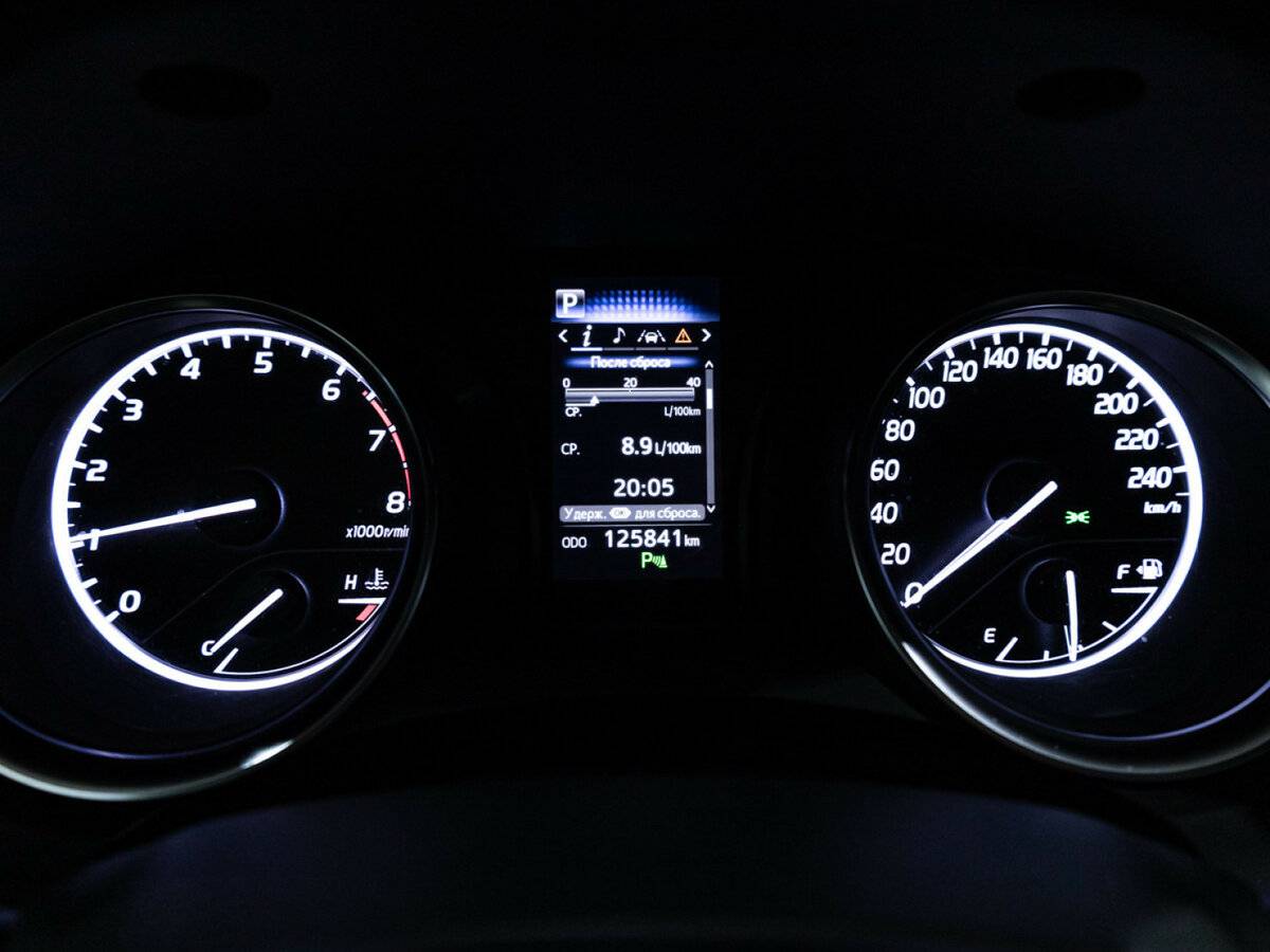 Купить Toyota Camry, 2018, 125 837 км.. Фото: #11