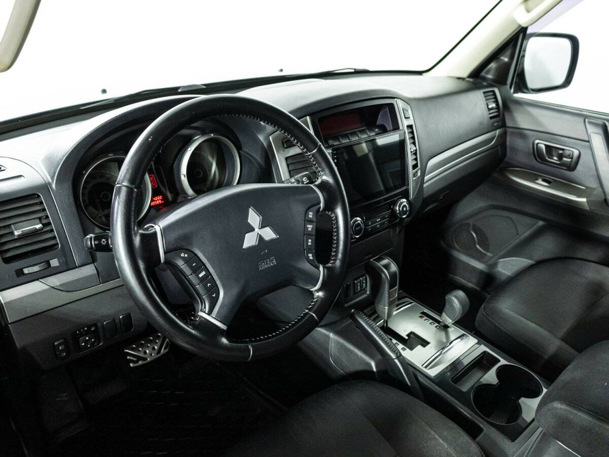 Купить Mitsubishi Pajero, 2015, 130 585 км.. Фото: #9