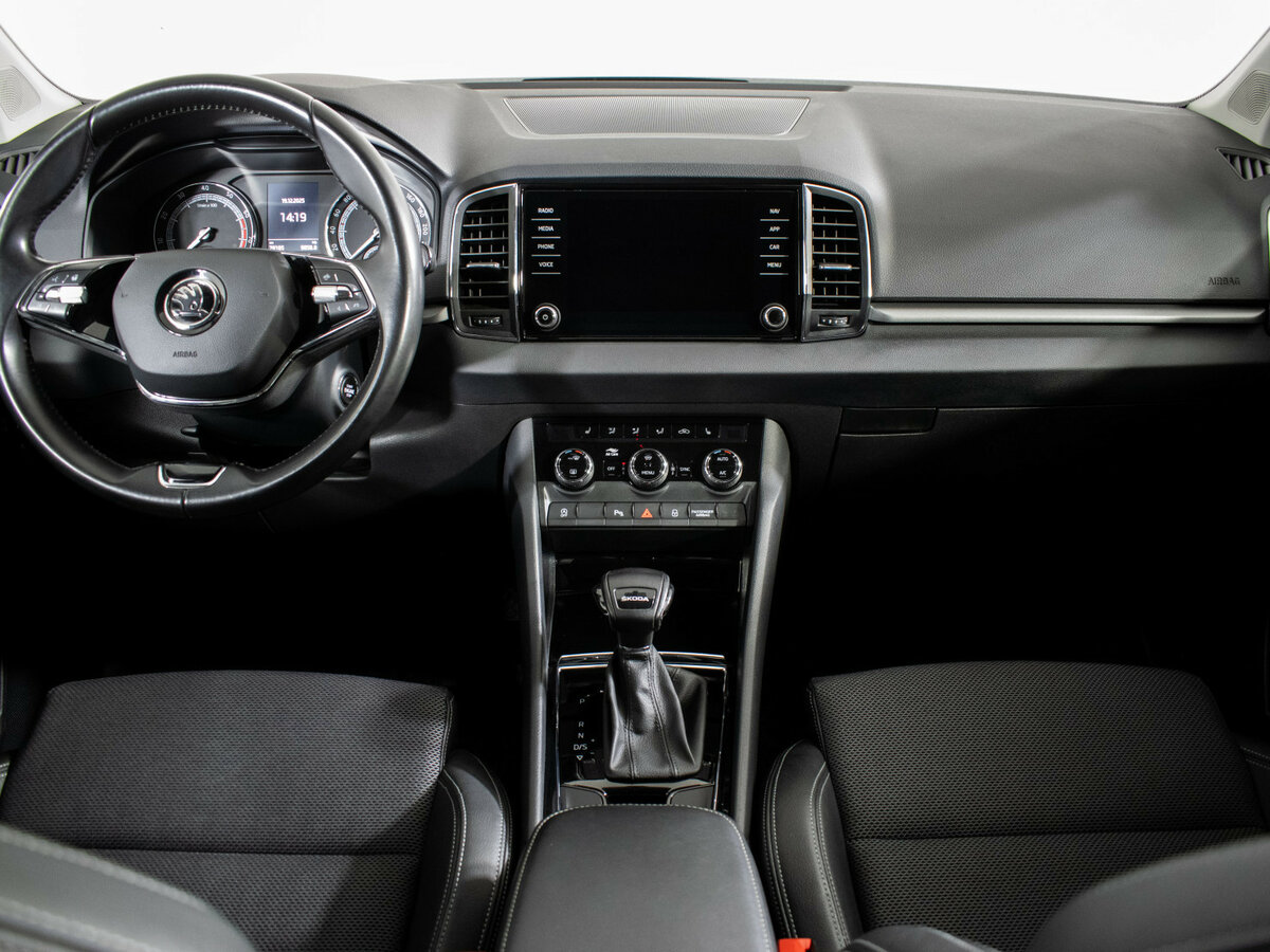 Купить Skoda Karoq, 2020, 70 181 км.. Фото: #10