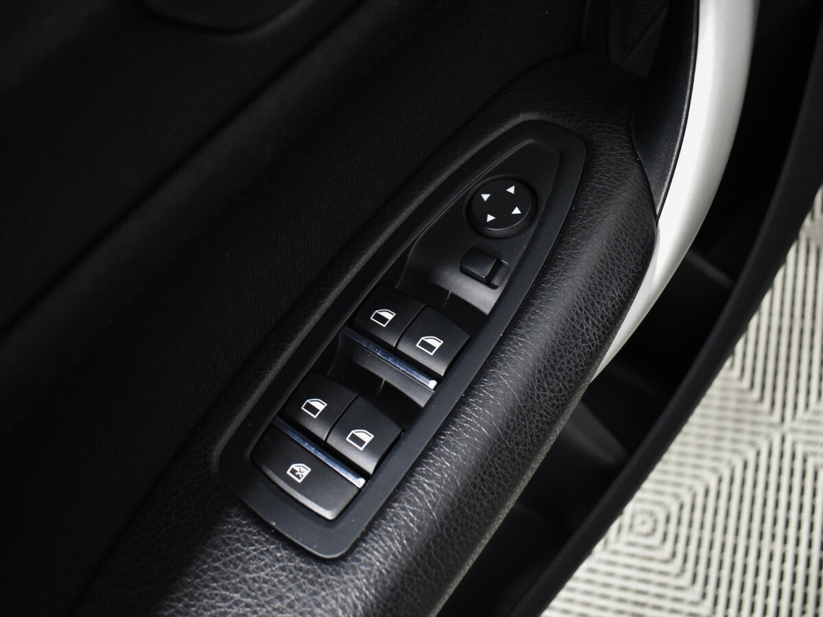 Купить BMW 1 серии, 2017, 64 080 км.. Фото: #14