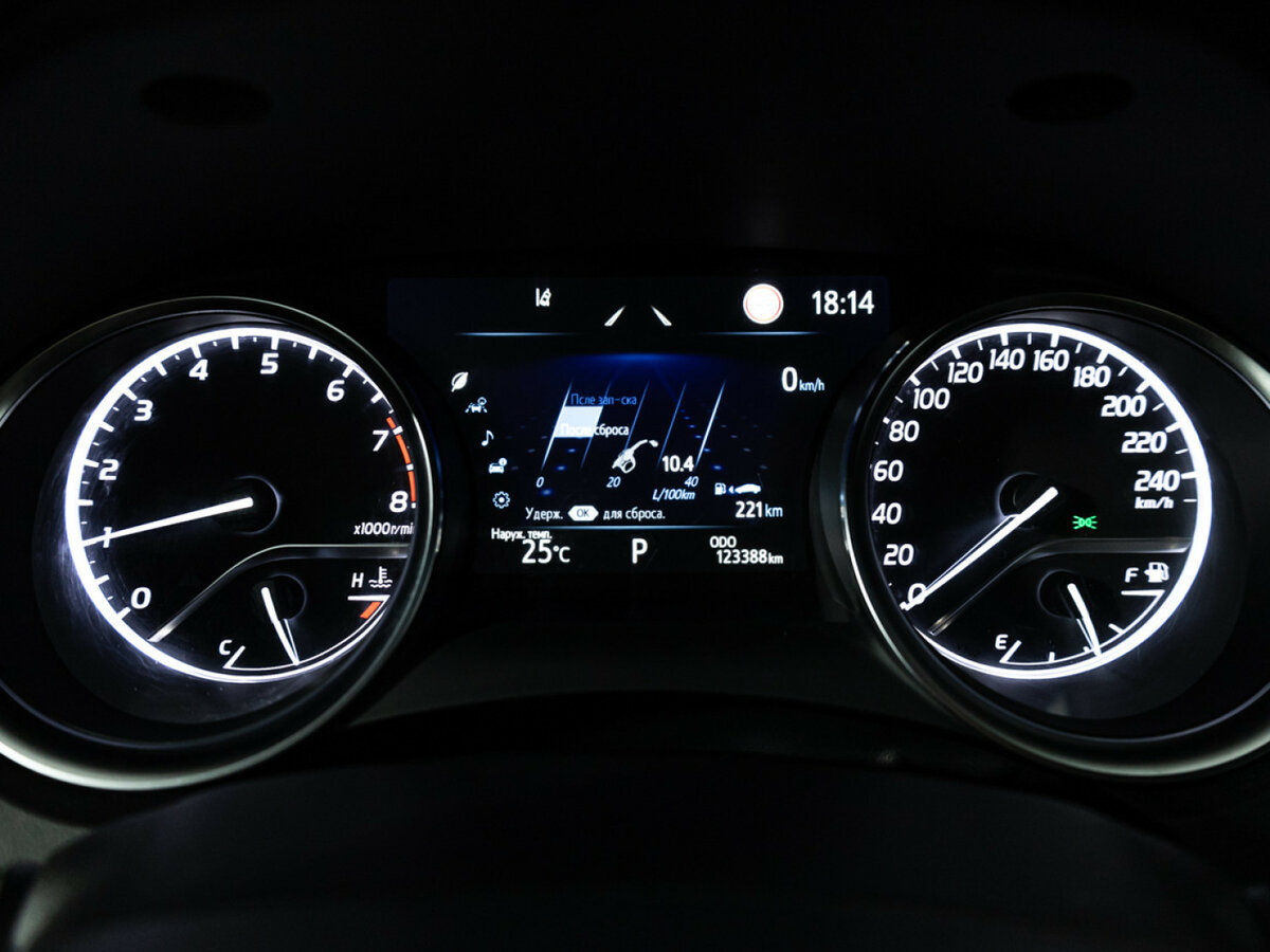 Купить Toyota Camry, 2021, 123 386 км.. Фото: #11