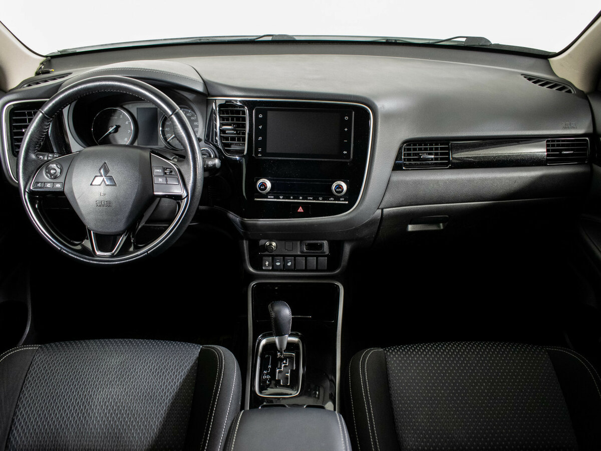 Купить Mitsubishi Outlander, 2021, 117 540 км.. Фото: #10