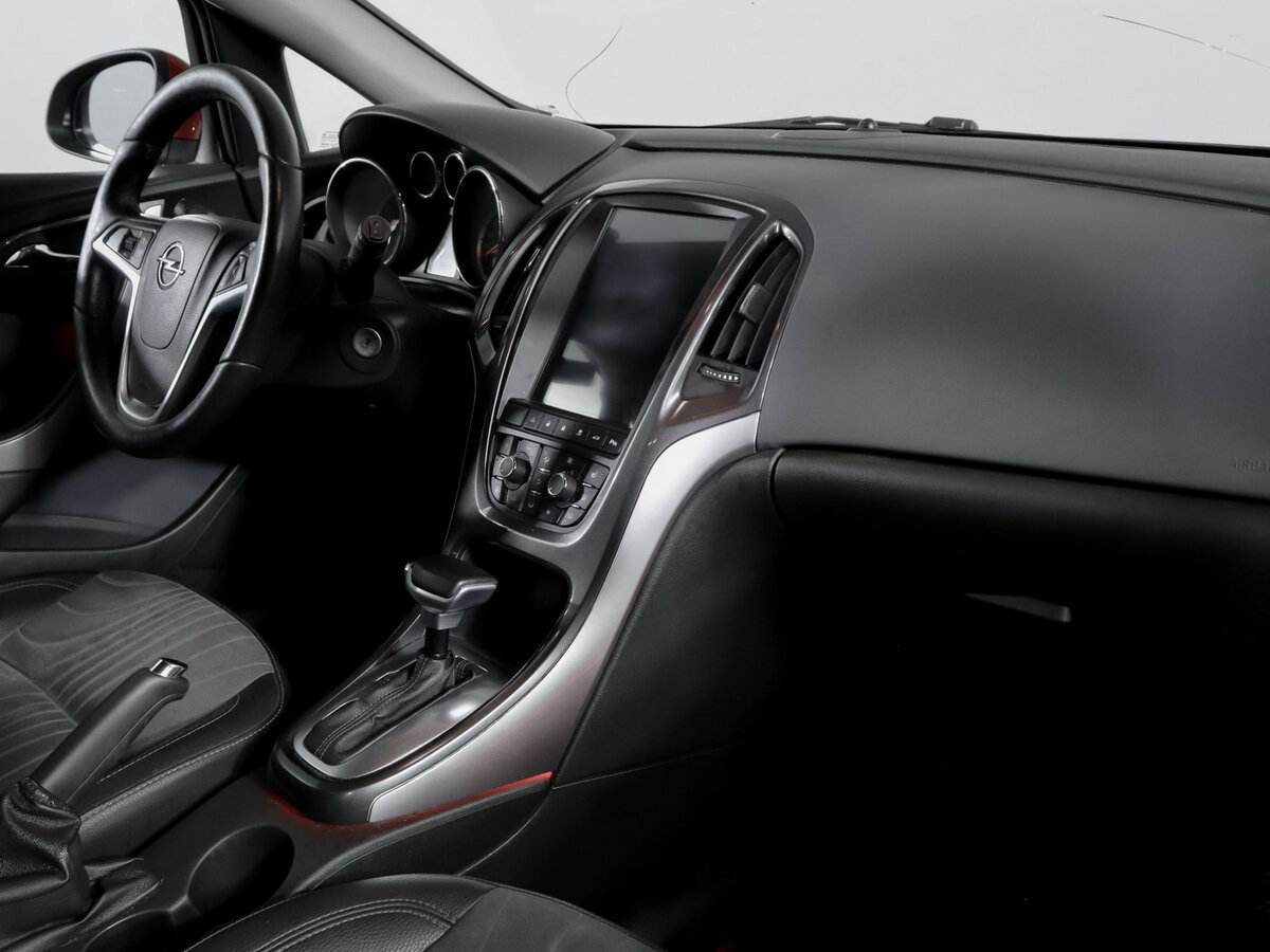 Купить Opel Astra, 2013, 170 345 км.. Фото: #6