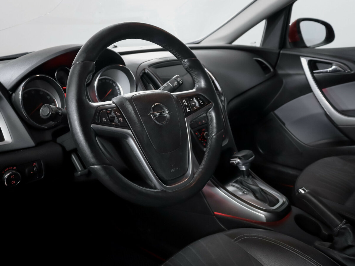 Купить Opel Astra, 2013, 170 345 км.. Фото: #11