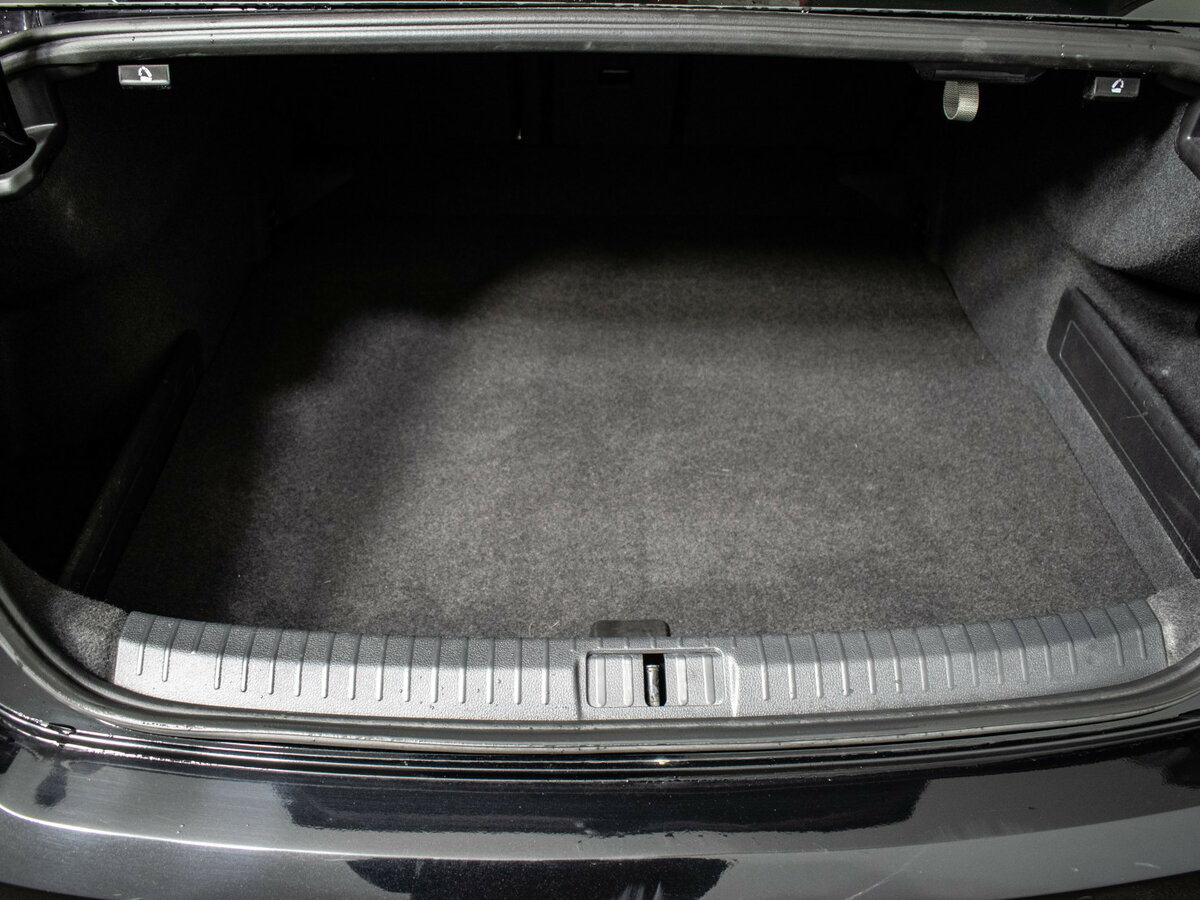 Купить Volkswagen Passat, 2017, 80 779 км.. Фото: #8