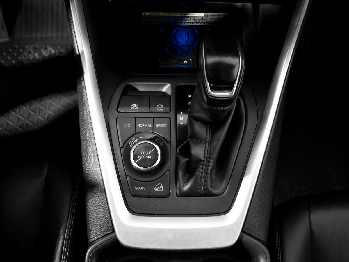 Купить Toyota RAV4, 2019, 214 617 км.. Фото: #8
